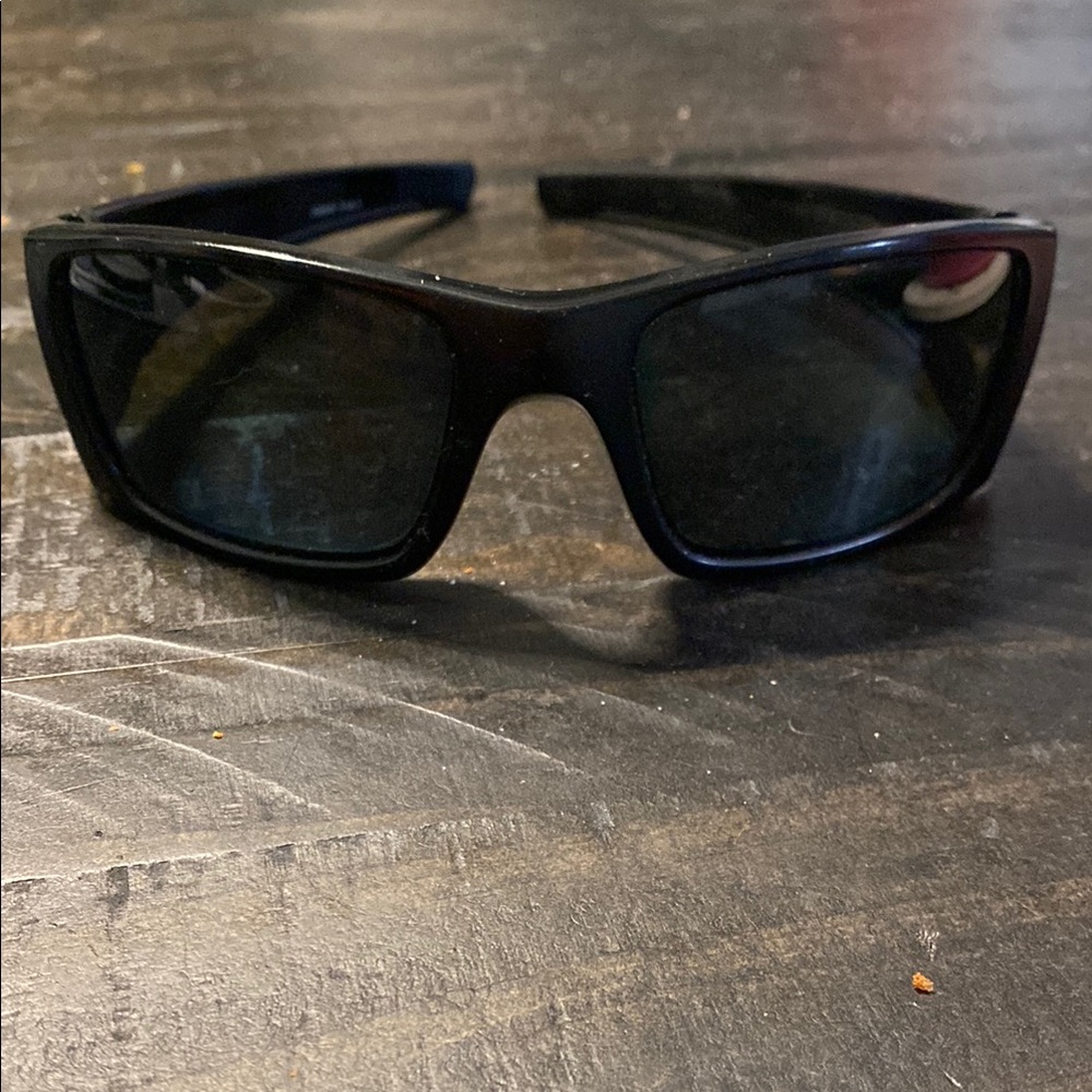 Black Sporty Wraparound Sunglasses with Dark Lenses (M198)